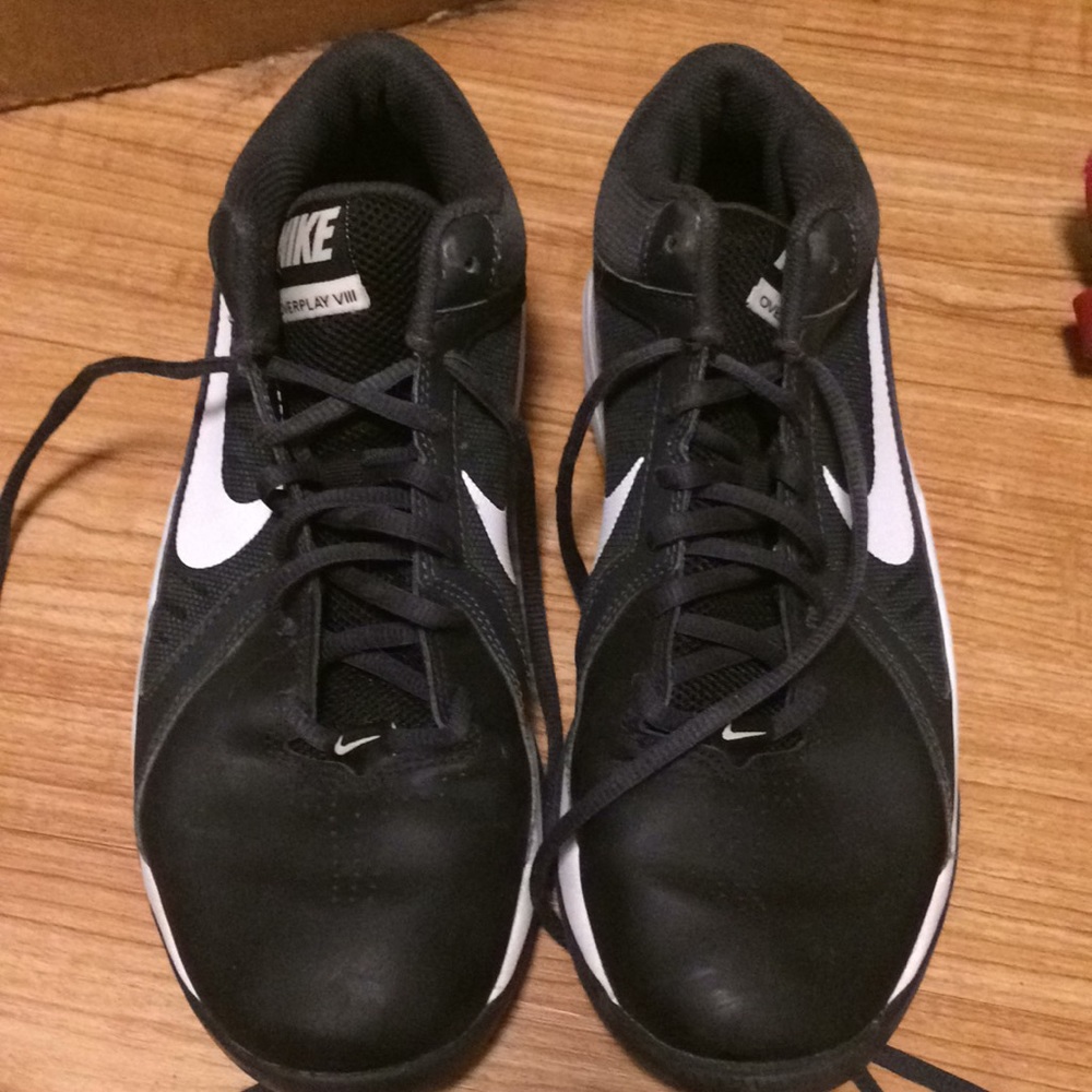 Nike overplay viii